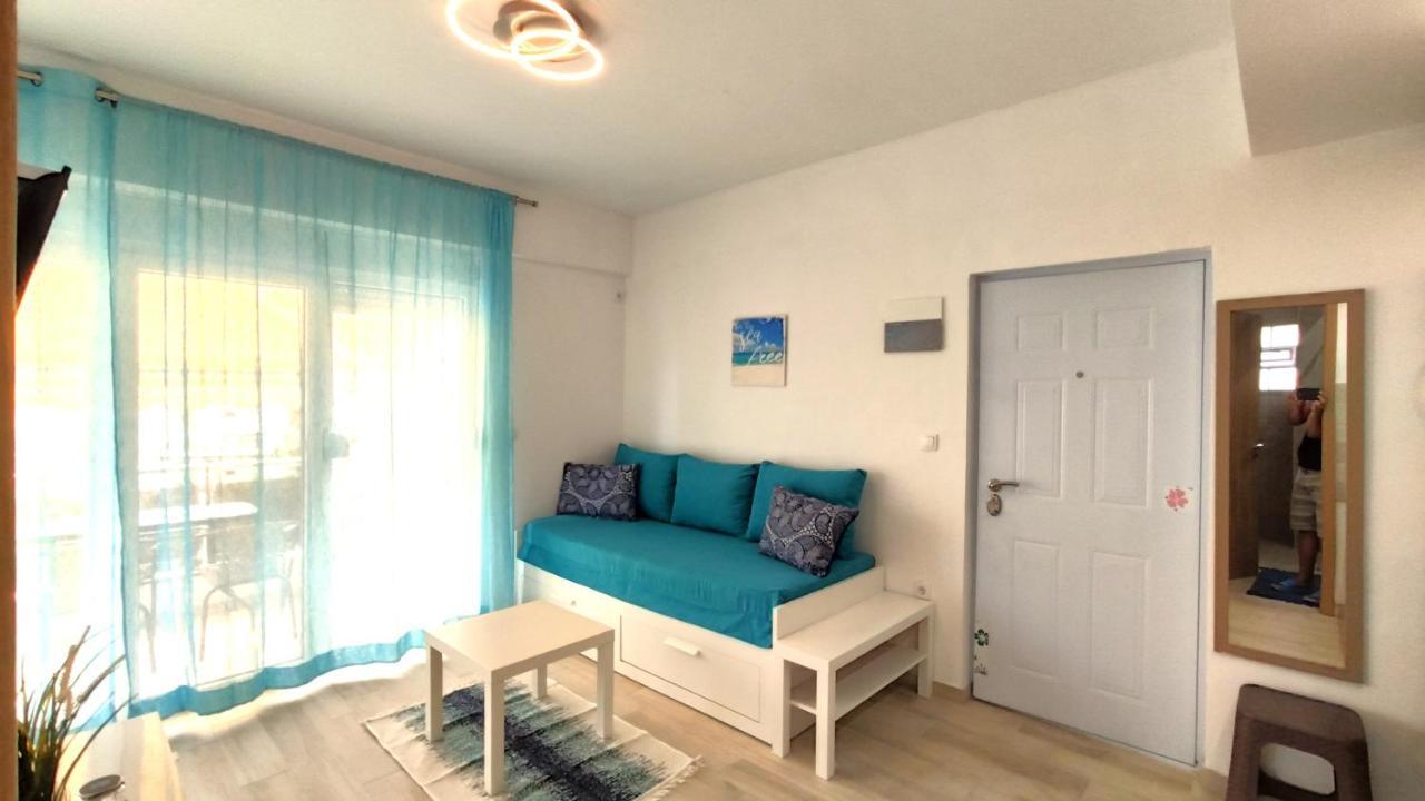 Sea Star Apartments Kallikratia Nea Kallikrateia Dış mekan fotoğraf