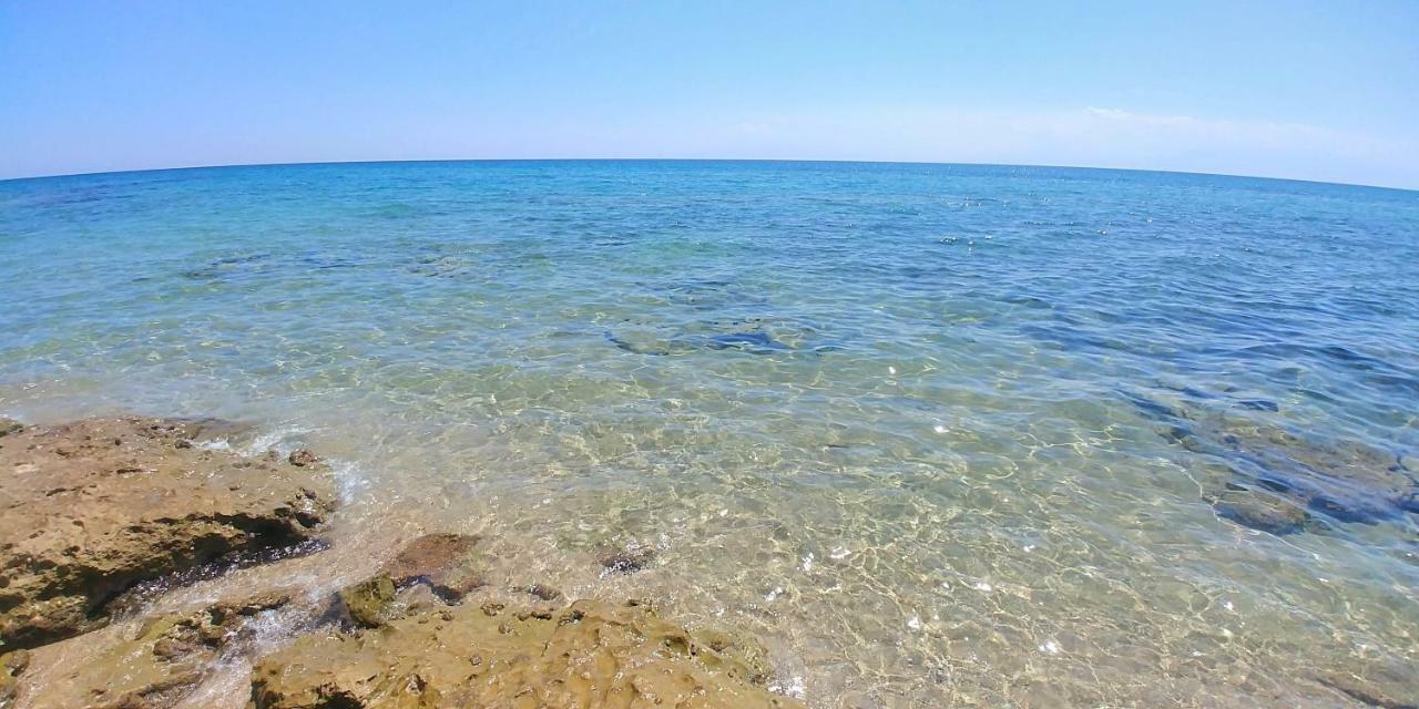 Sea Star Apartments Kallikratia Nea Kallikrateia Dış mekan fotoğraf
